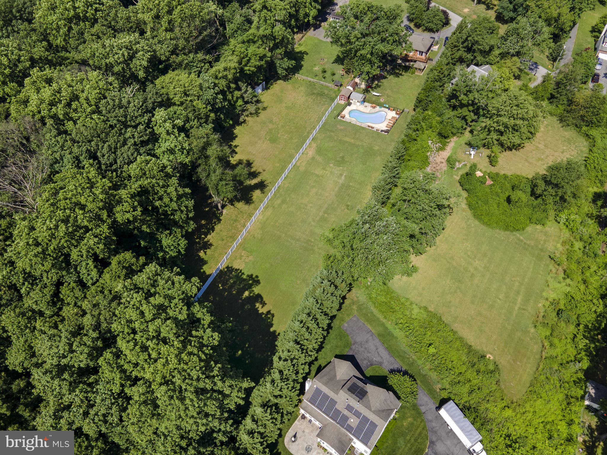 8585 HORSESHOE ROAD