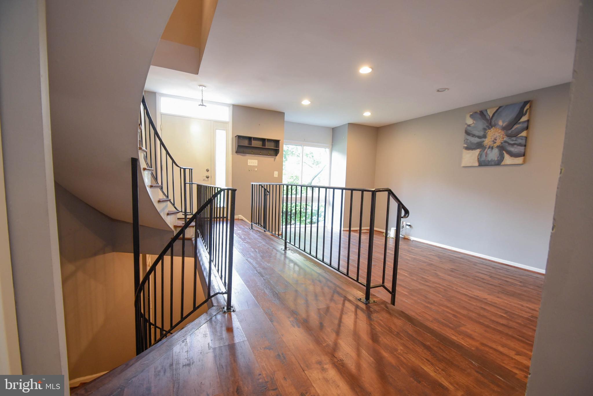 10408 Maywind Ct