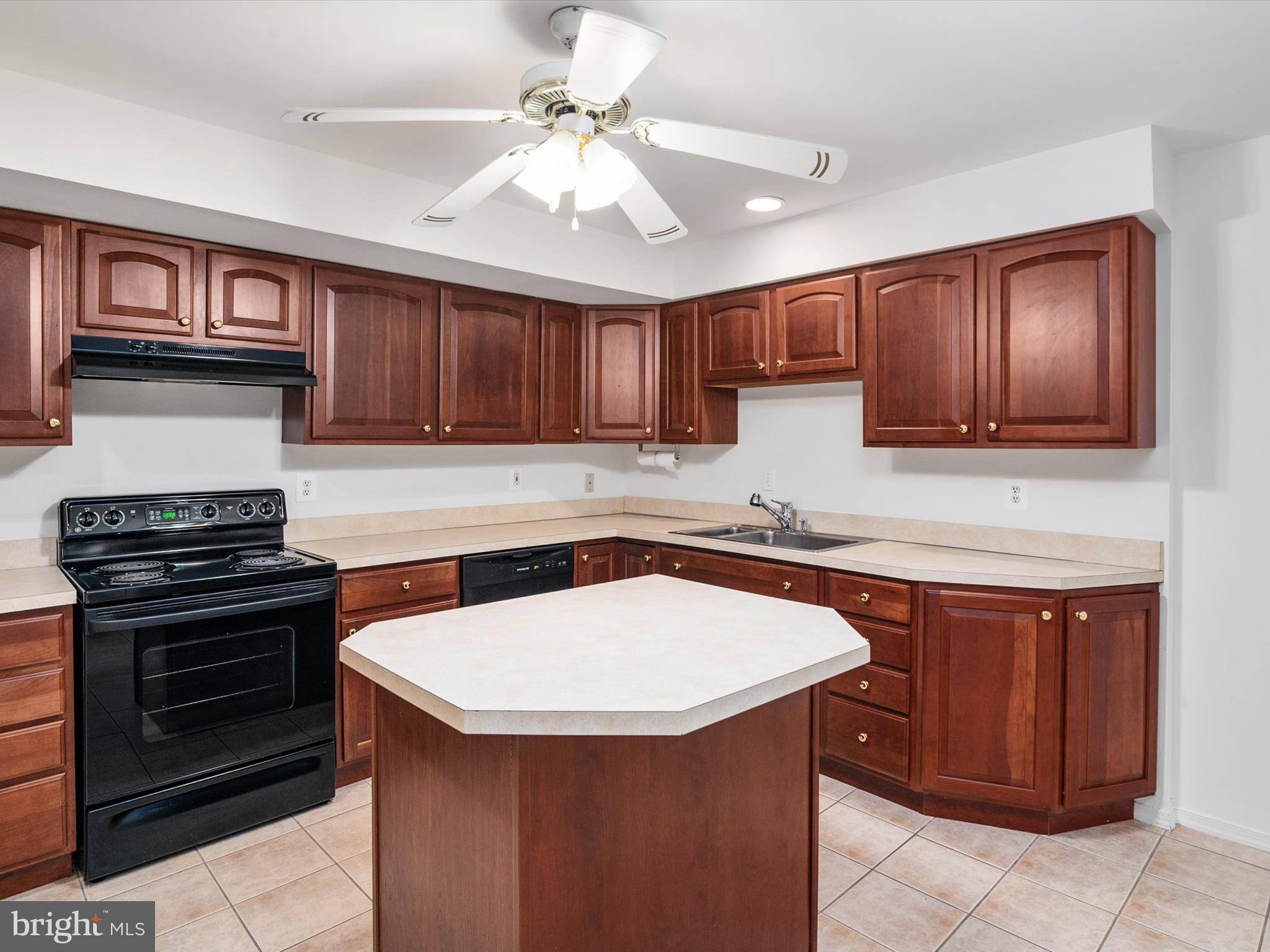 2606 Legends Way