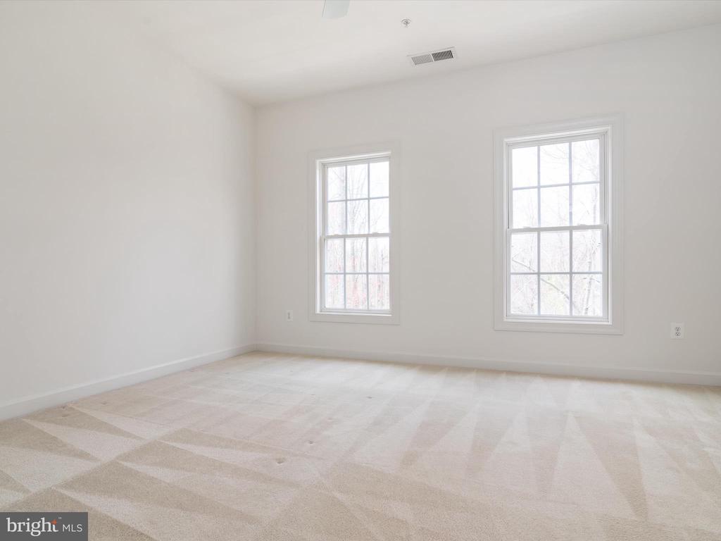 2606 Legends Way