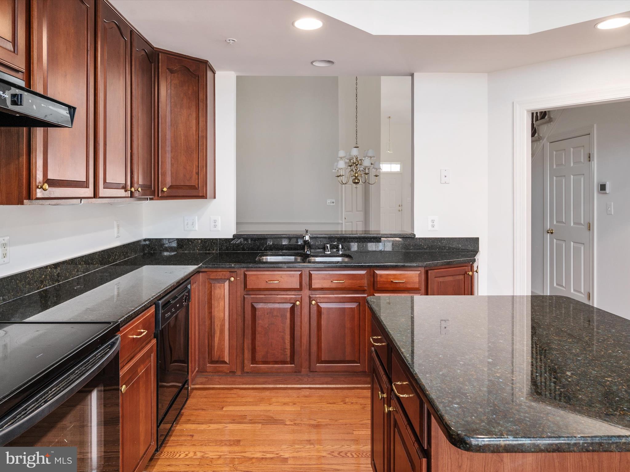 2606 Legends Way