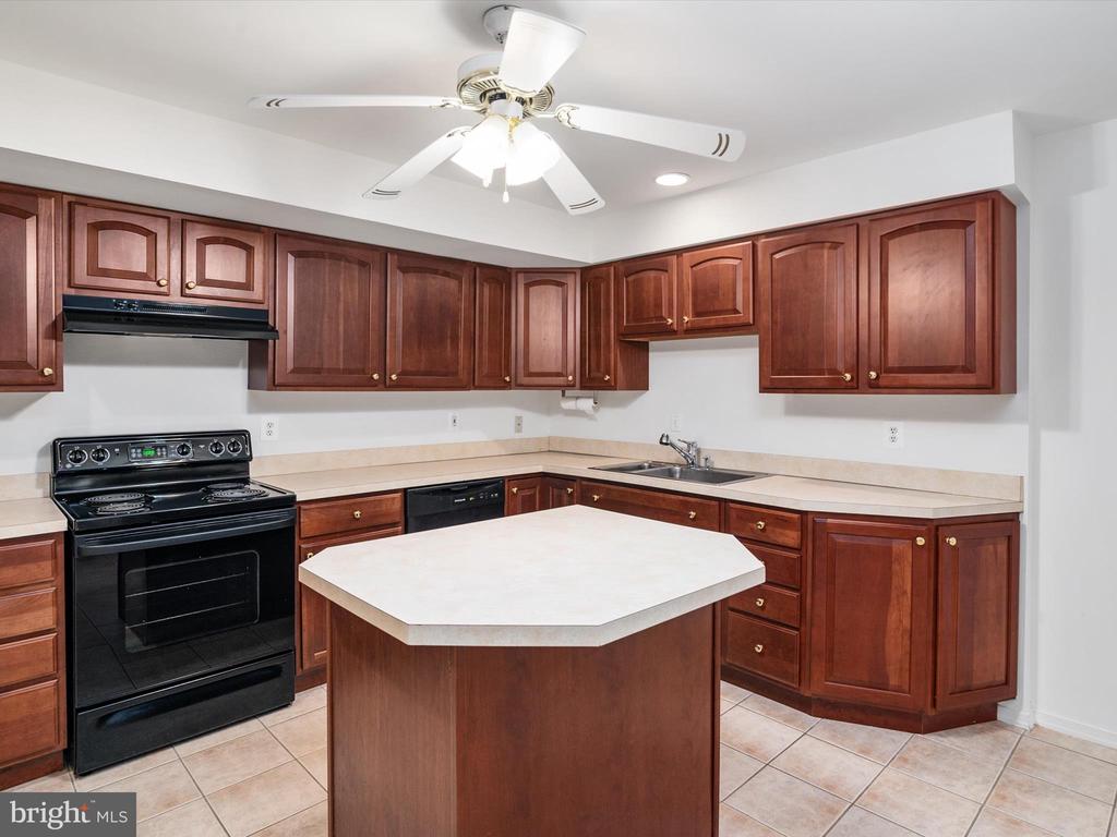 2606 Legends Way