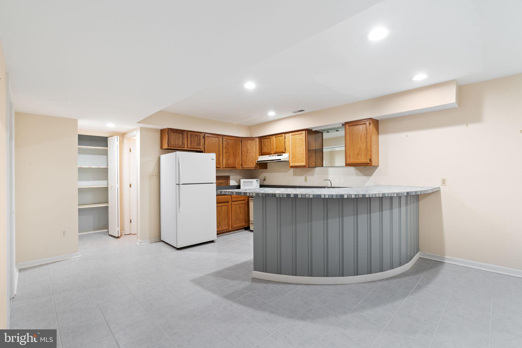 11706 FARSIDE ROAD