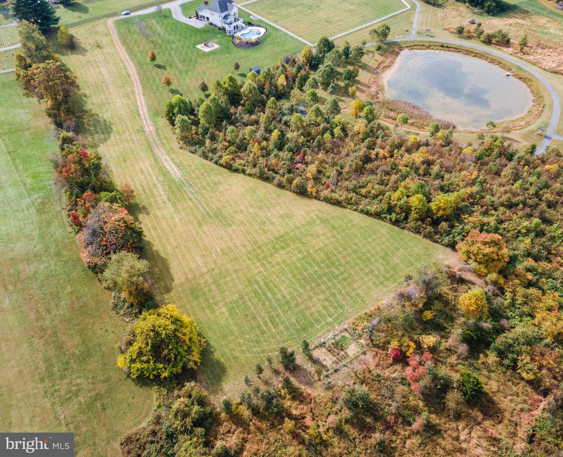 21750 ROLLING RIDGE
