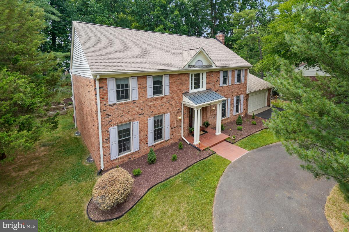8808 Seven Locks ROAD