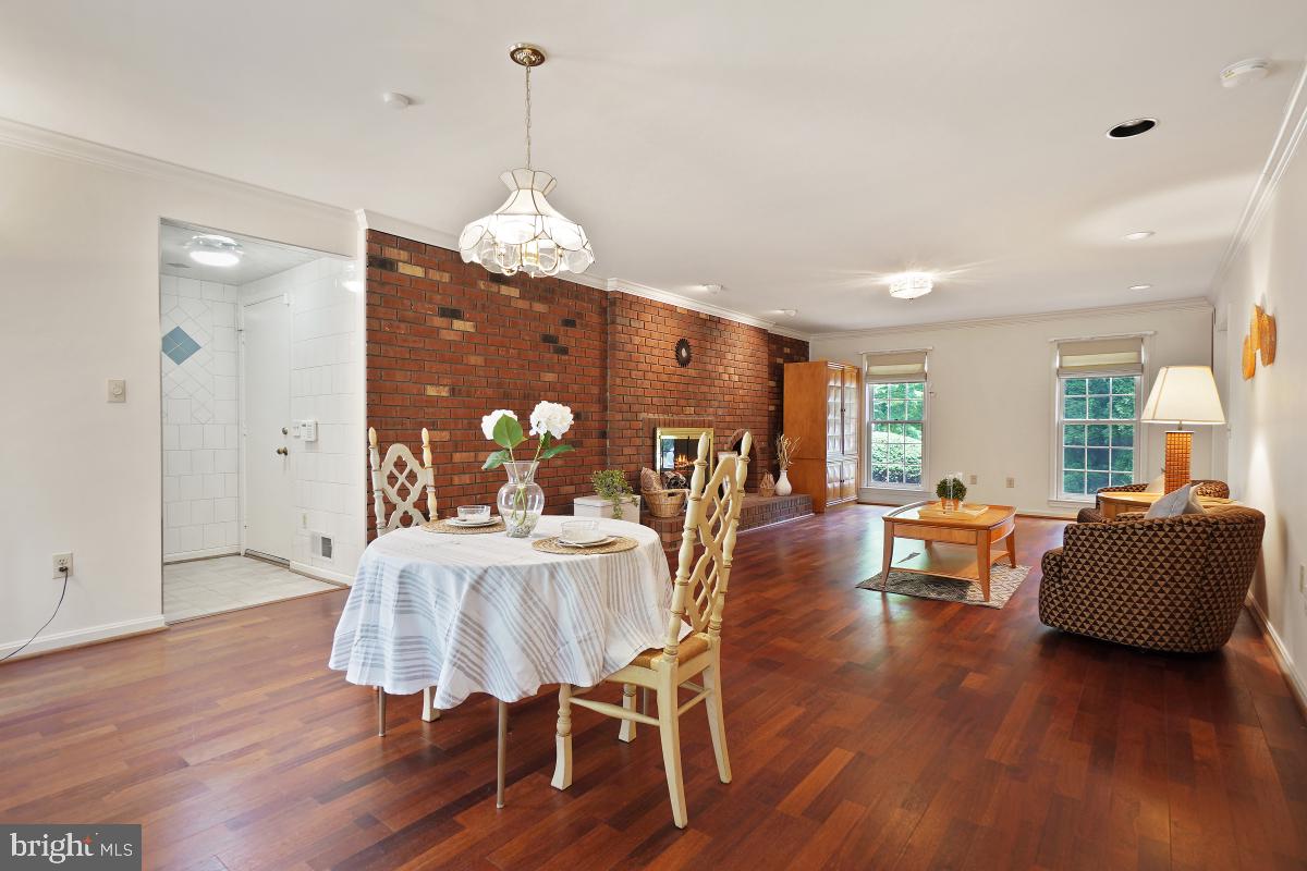 8808 Seven Locks ROAD