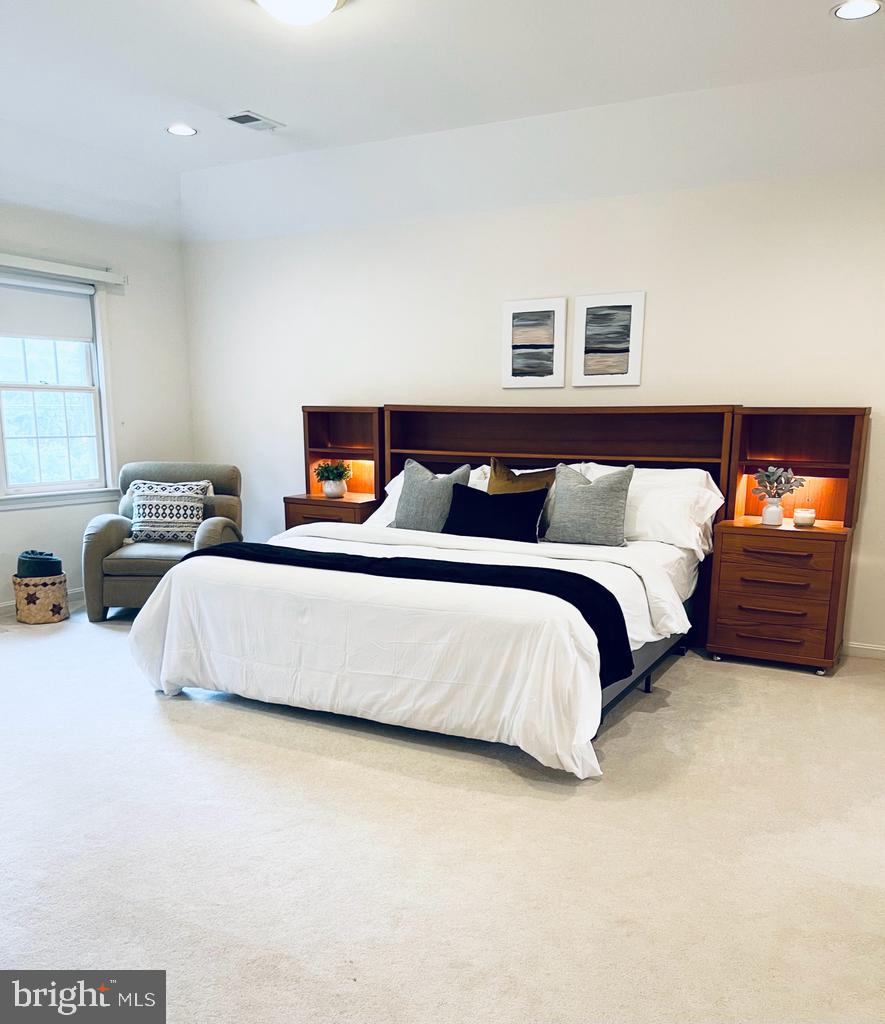 8808 Seven Locks ROAD