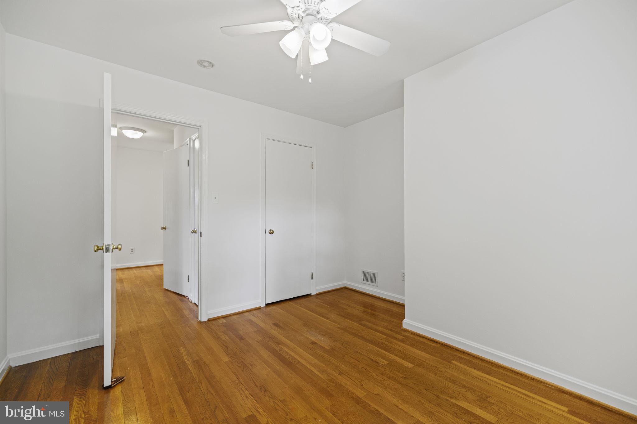 10105 E BEXHILL DRIVE
