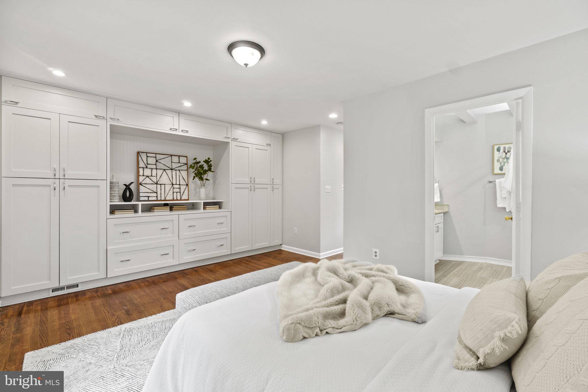 10003 FERNWOOD ROAD