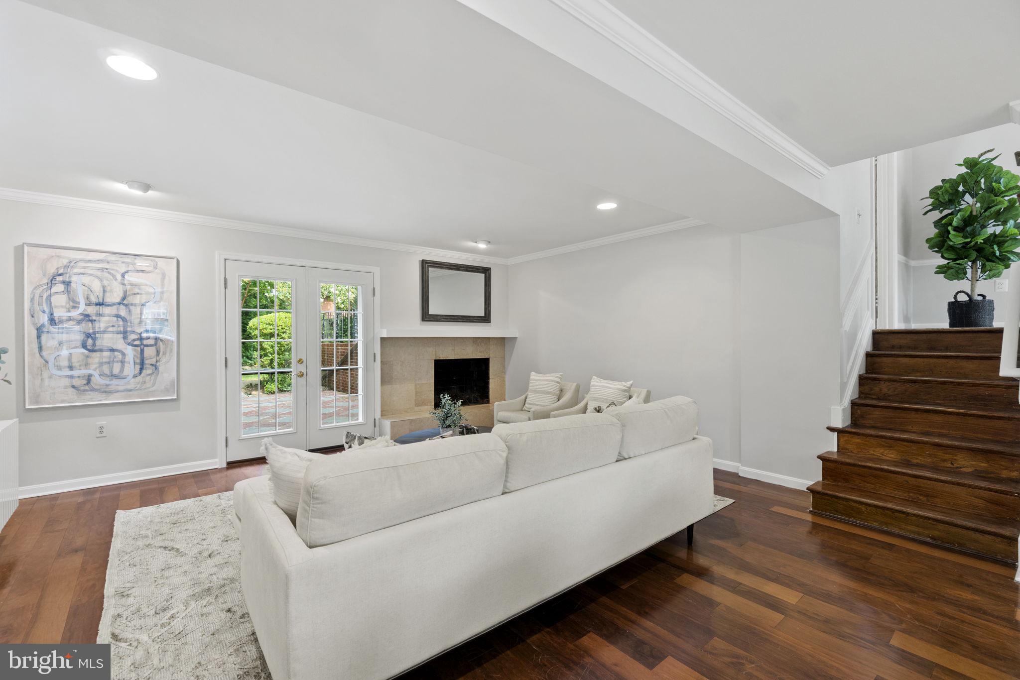 10003 FERNWOOD ROAD
