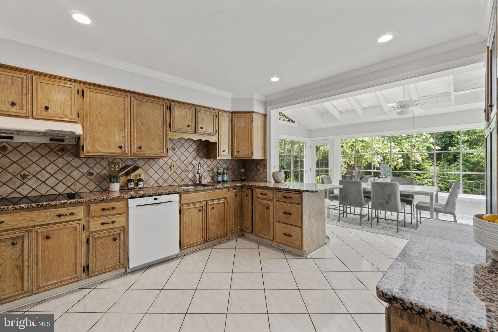 10003 FERNWOOD ROAD