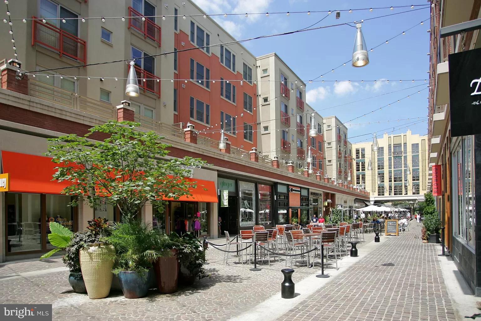 7036 Strathmore STREET Unit: 311