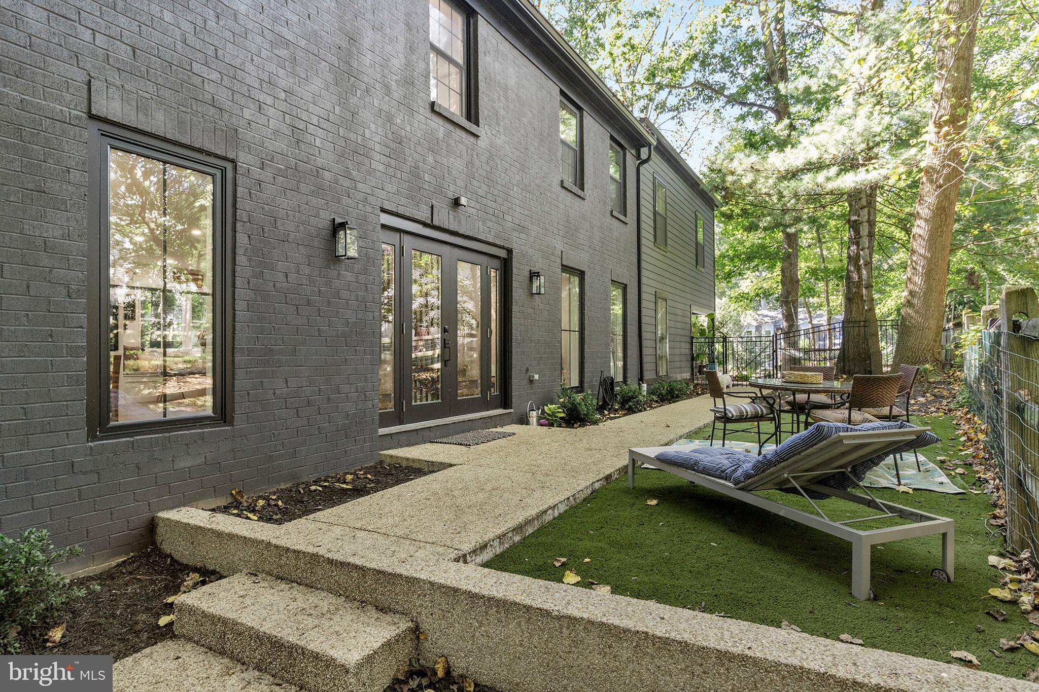 1408 Fallswood Dr