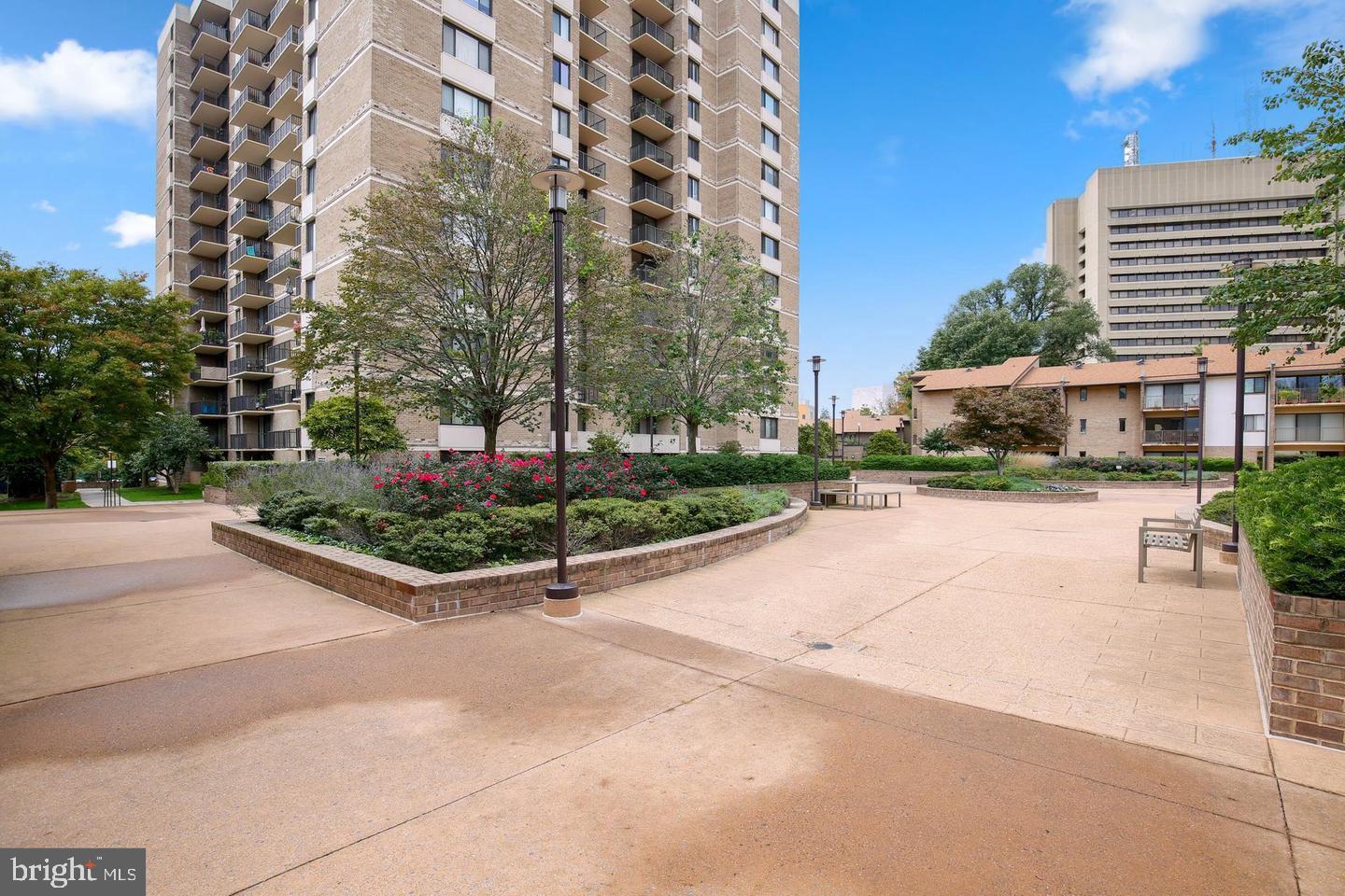 108 Monroe St #301
