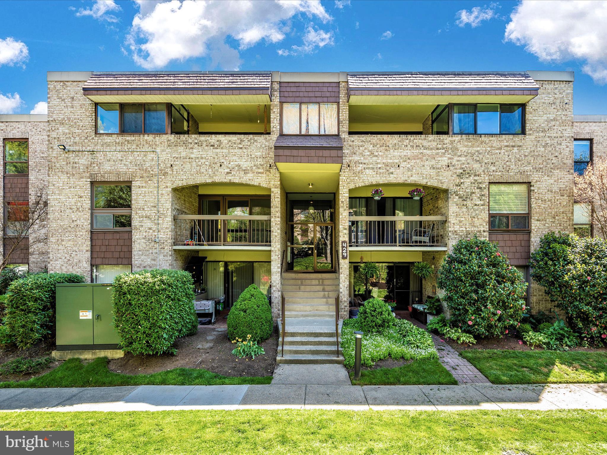 429 Christopher Ave #65