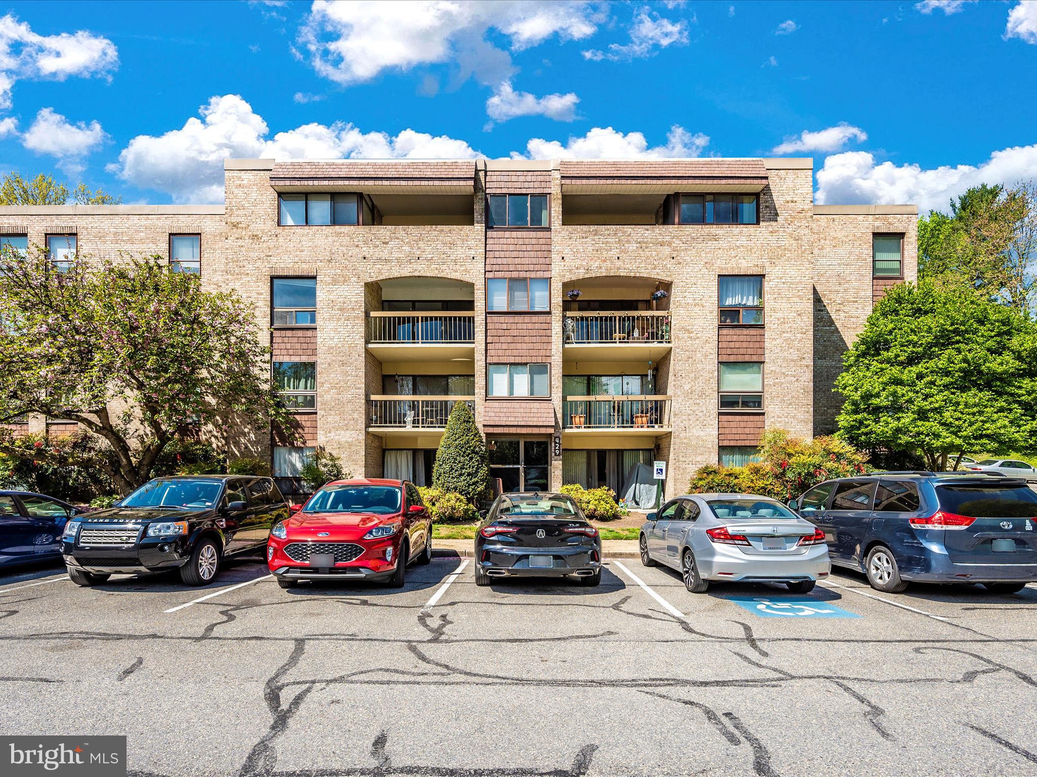 429 Christopher Ave #65