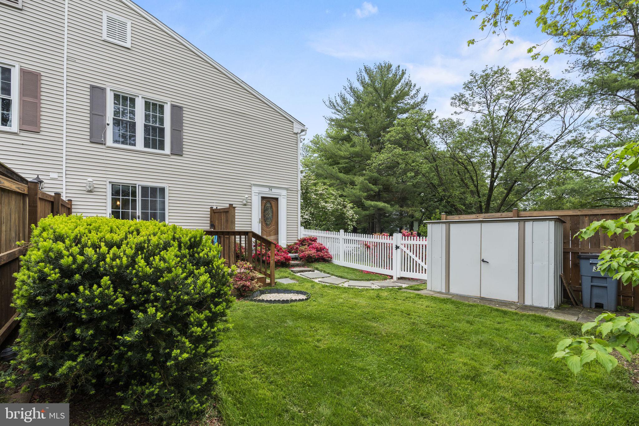 34 Native Dancer Ct