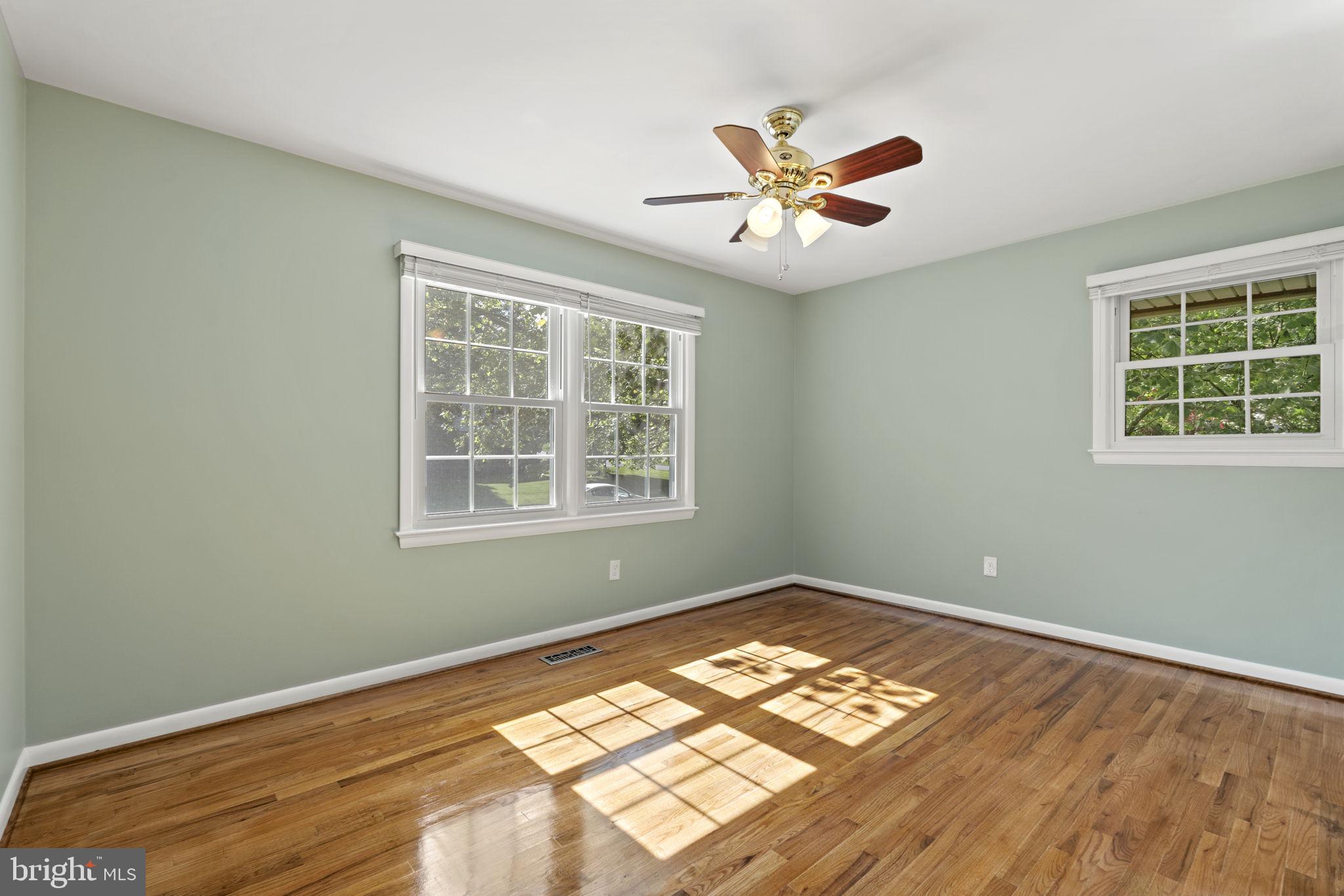 16445 Keats Ter