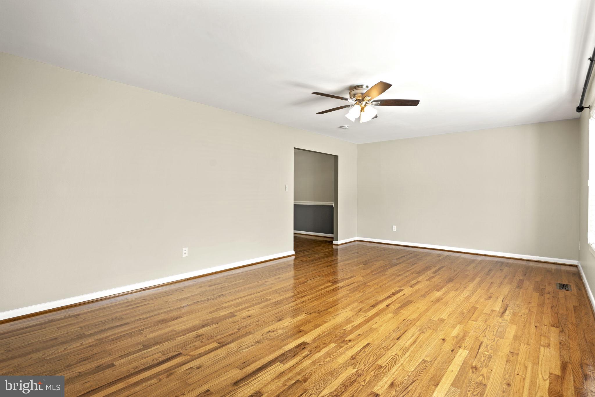 16445 Keats Ter