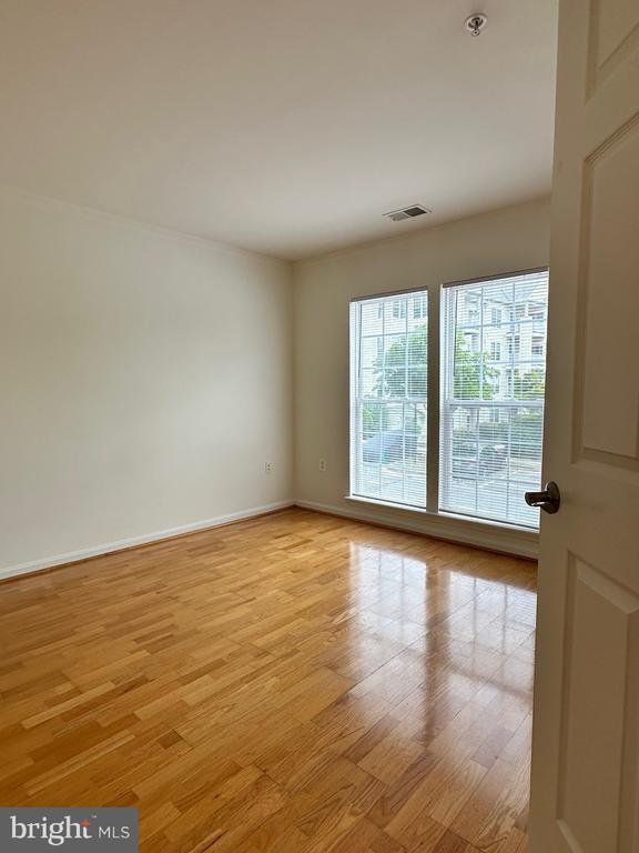 18300 Feathertree Way #201