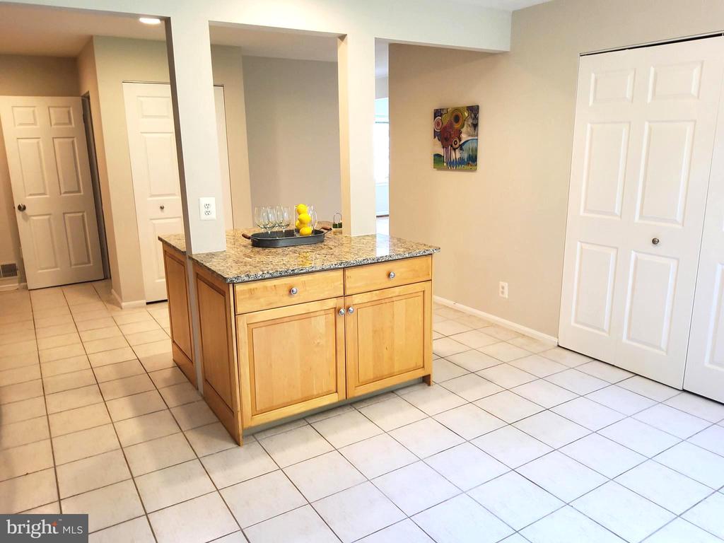 10 Joshua Tree Ct