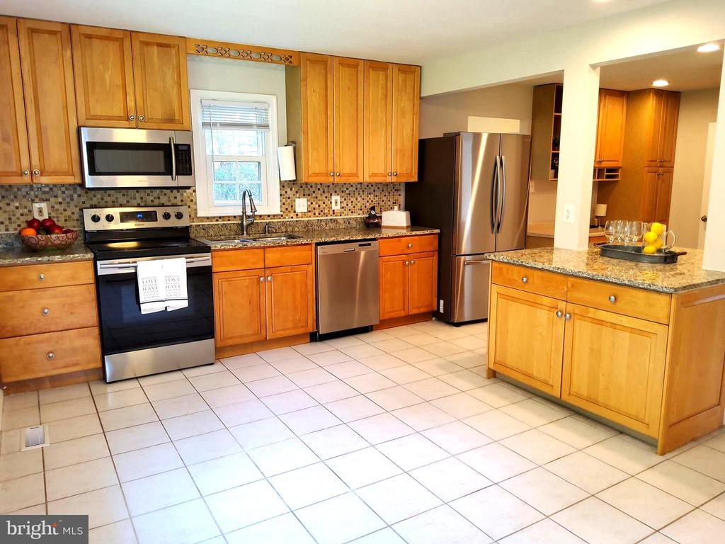 10 Joshua Tree Ct
