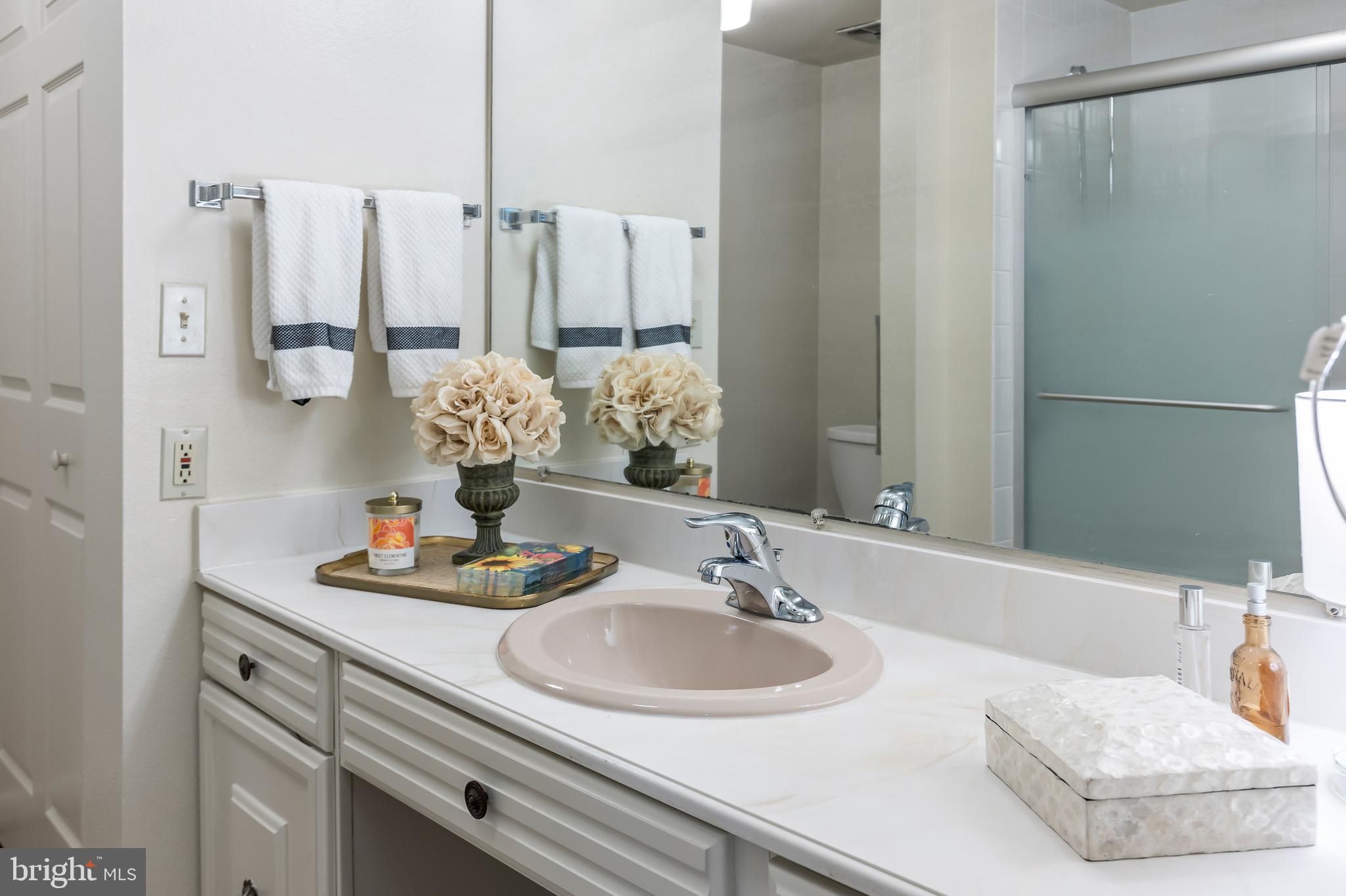 3435 S Leisure World Blvd #85-1a