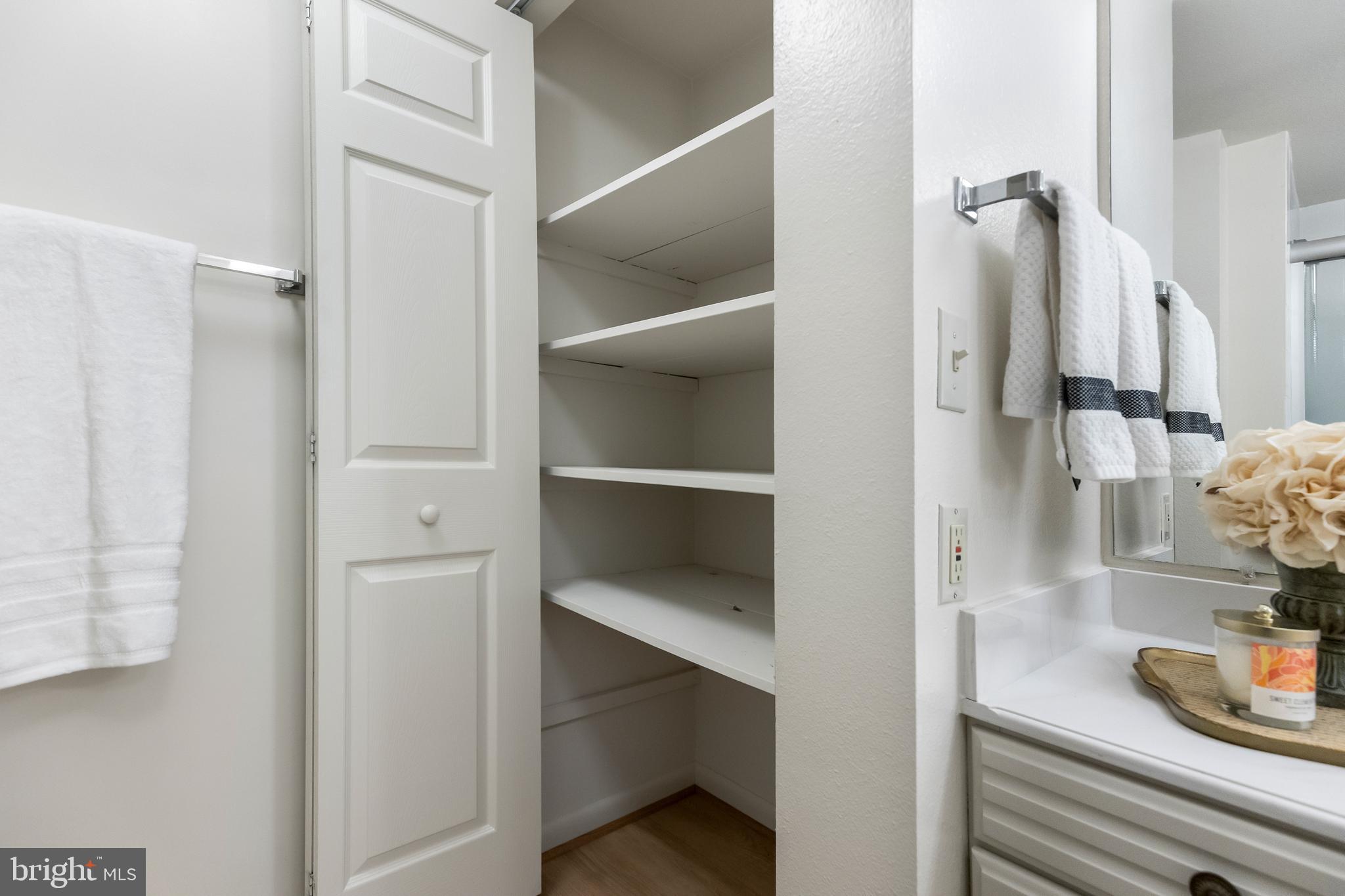 3435 S Leisure World Blvd #85-1a