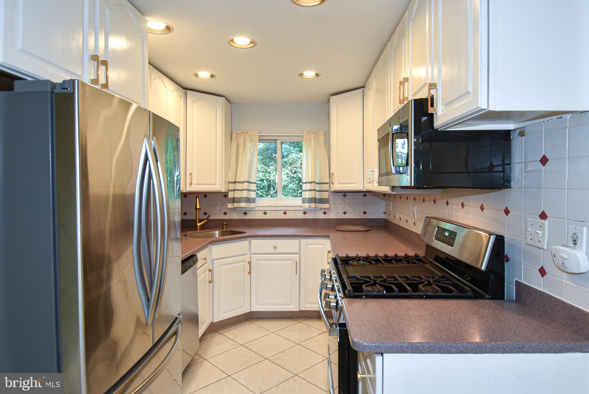 3133 UNIVERSITY BLVD W #3133-A11