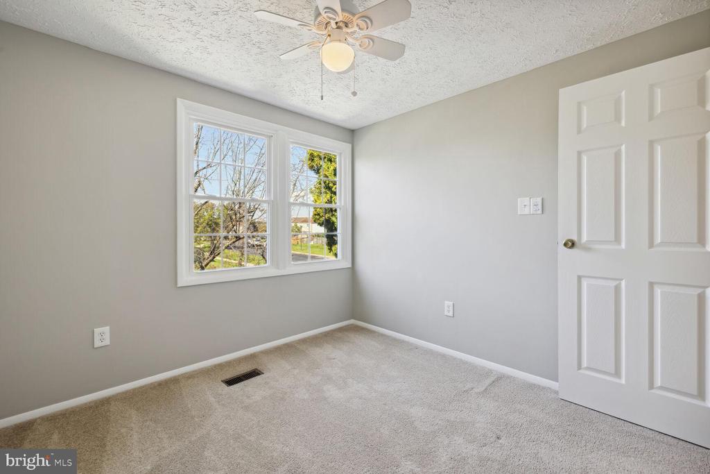 11802 Elderberry Dr