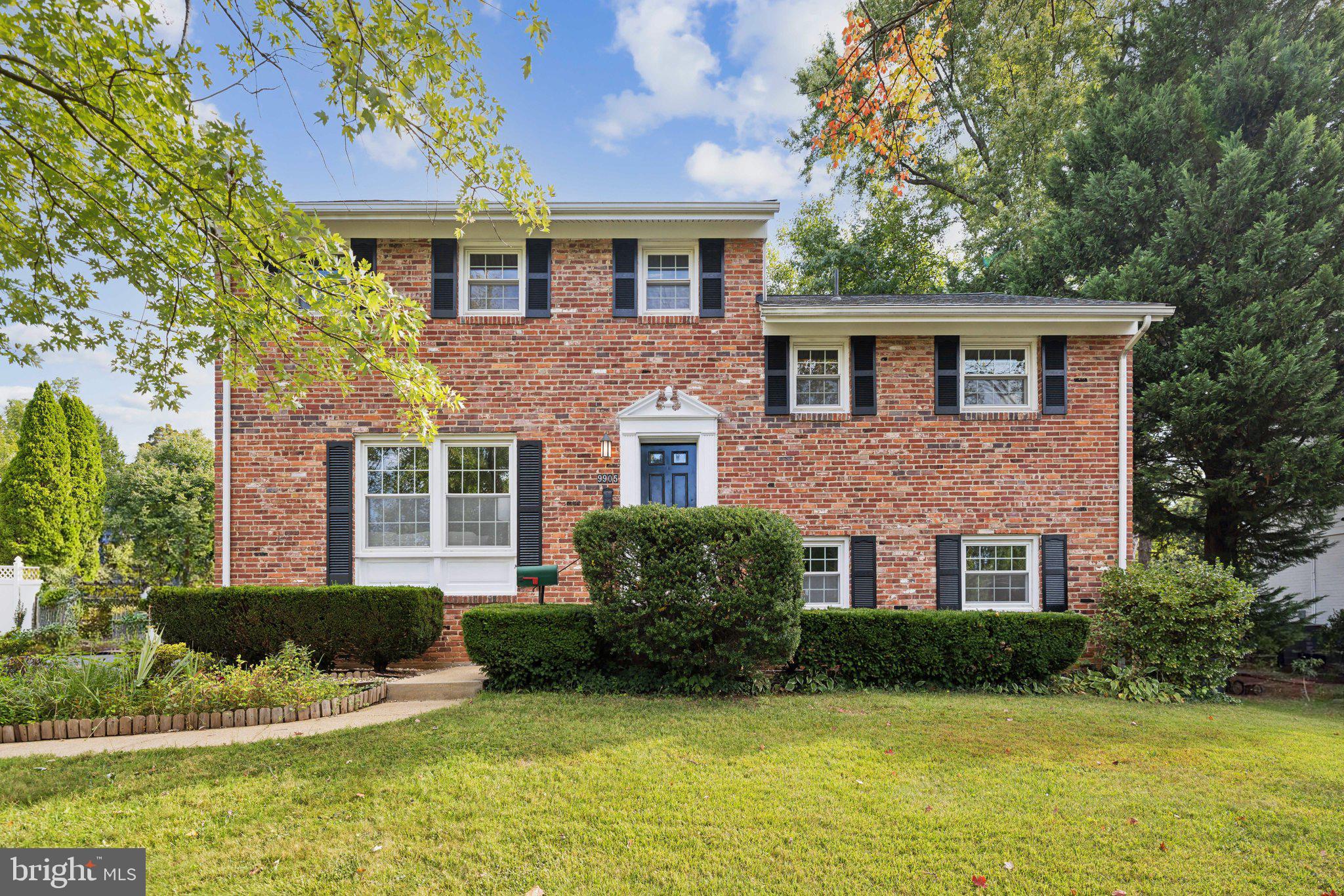 9905 Fernwood Rd