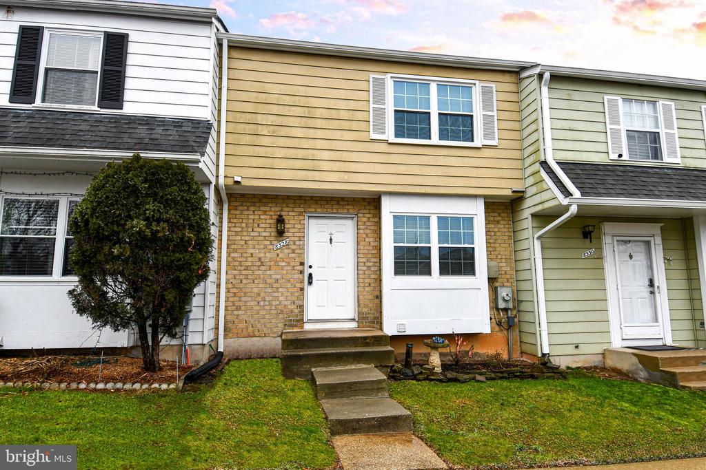 8328 Mountain Ash Way