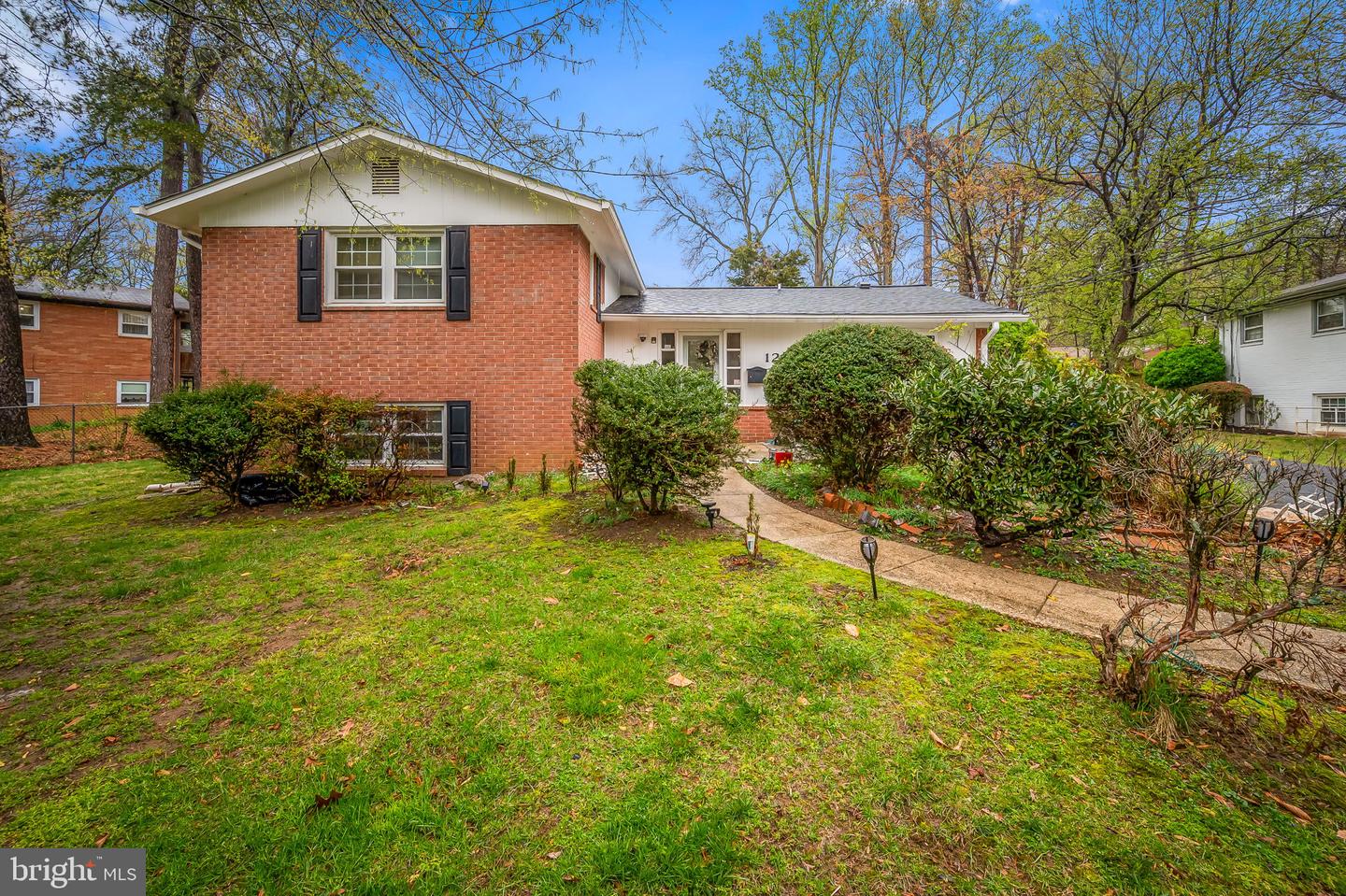 1202 Dunoon Ct