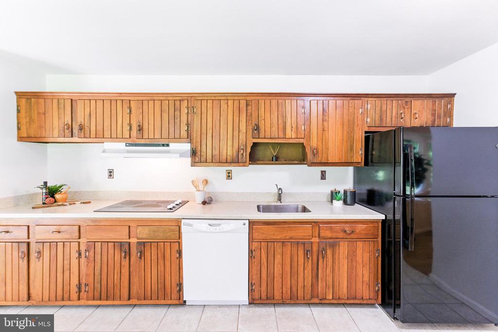 13606 STONER DRIVE