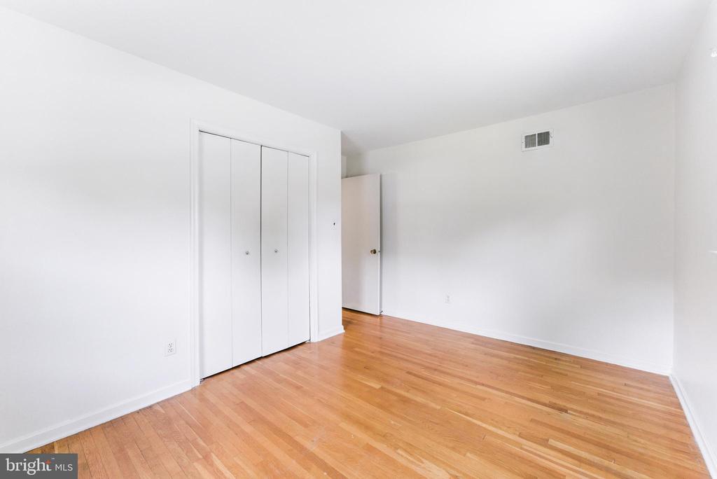 13606 STONER DRIVE