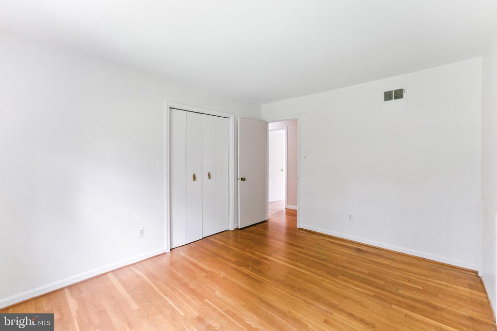 13606 STONER DRIVE