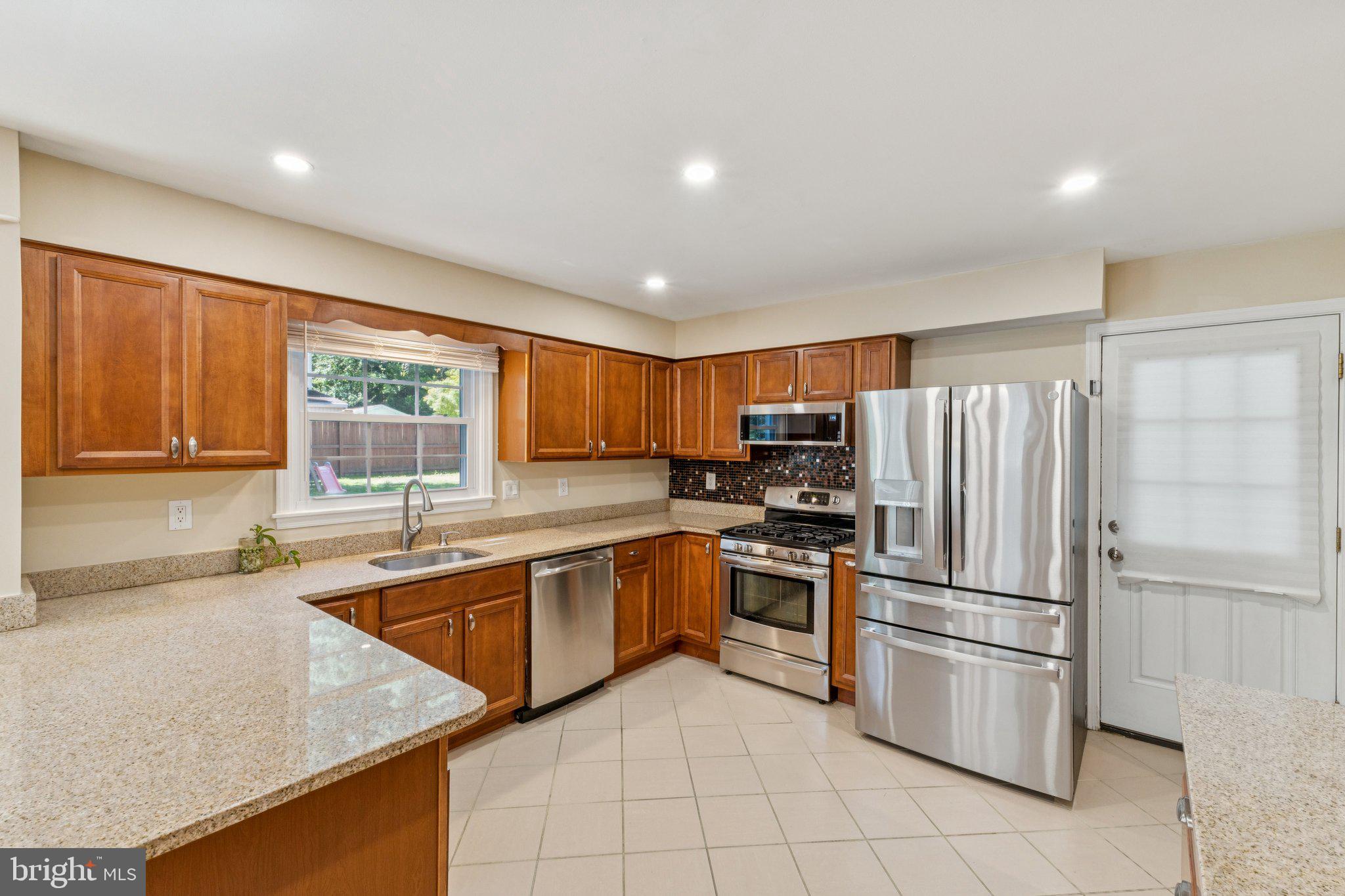 1900 Briggs Rd