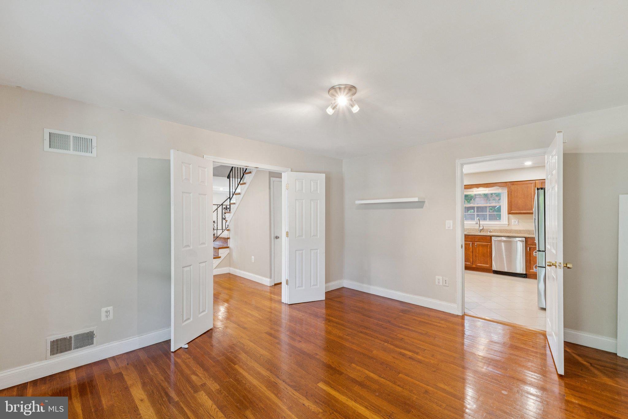 1900 Briggs Rd