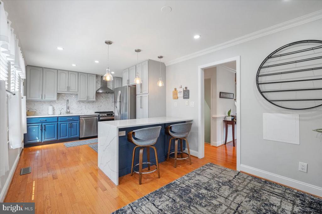 17 GOODPORT LANE