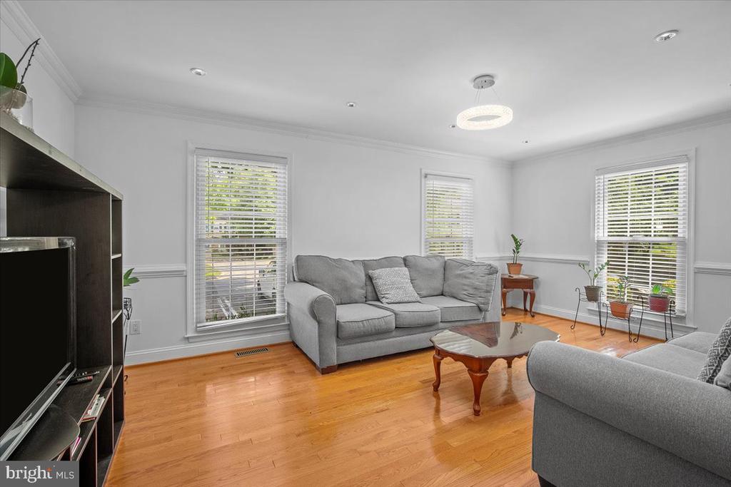 17 GOODPORT LANE