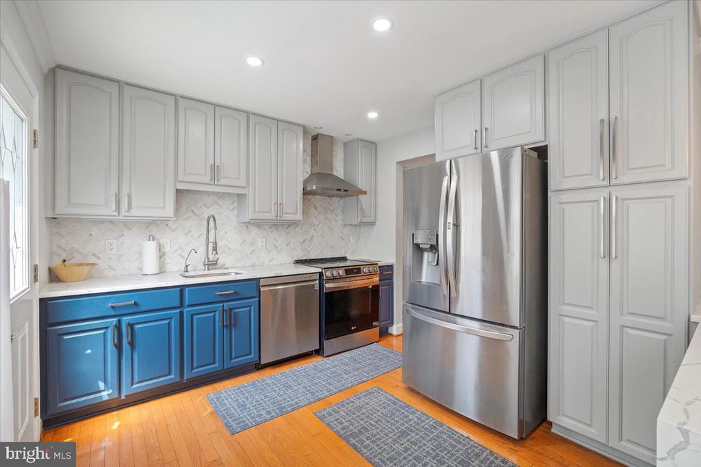 17 GOODPORT LANE