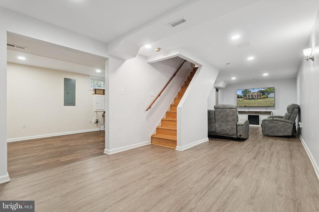7509 BRENISH DRIVE