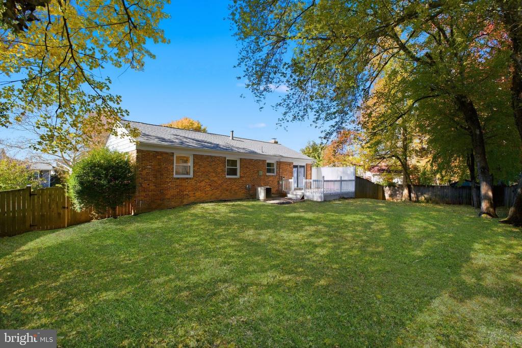 9709 CORKRAN LANE