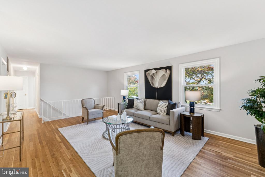 9709 CORKRAN LANE