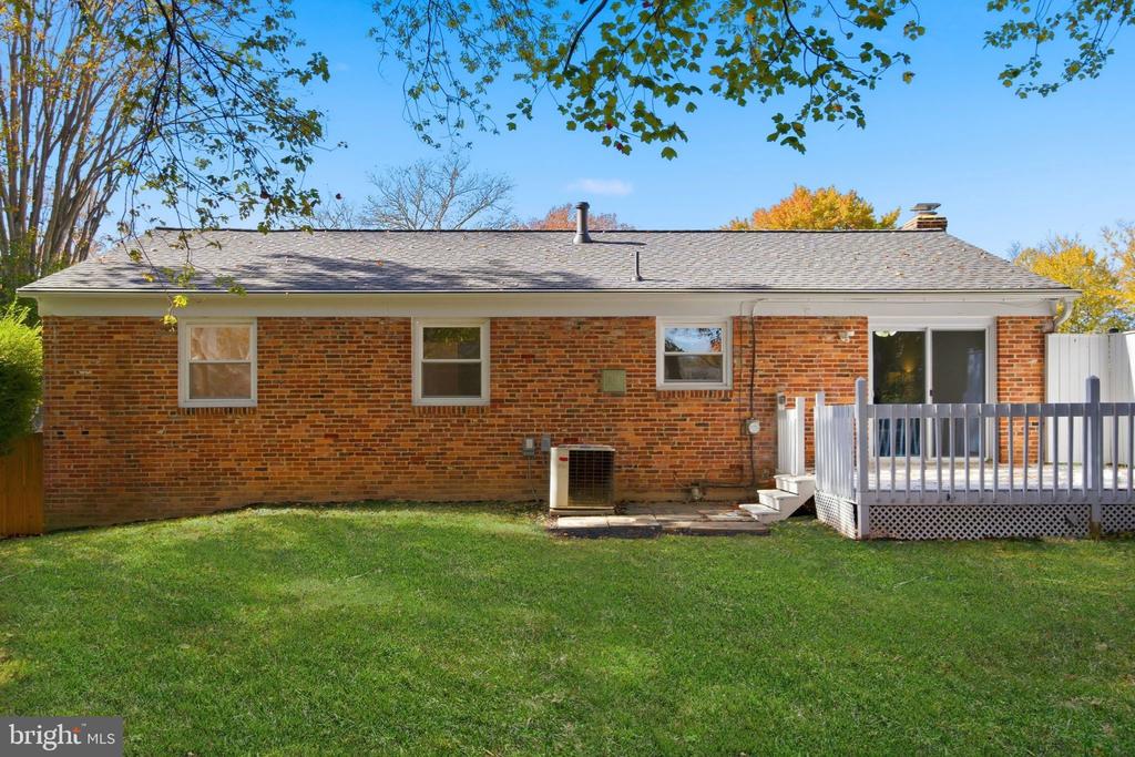 9709 CORKRAN LANE