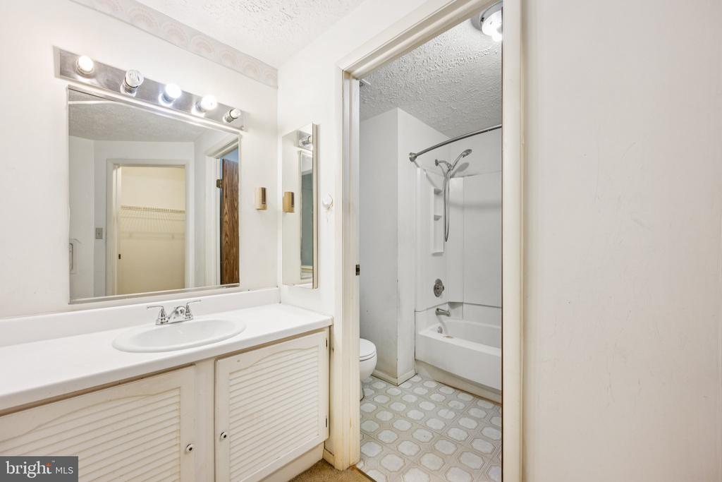 8551 CALYPSO LANE