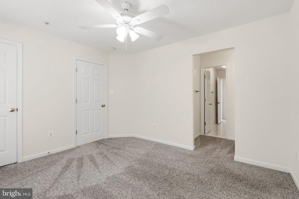 1324 MAIN MEWS