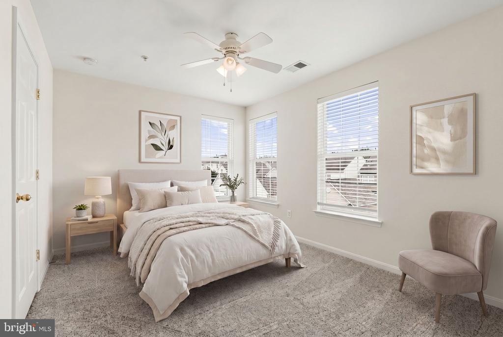 1324 MAIN MEWS