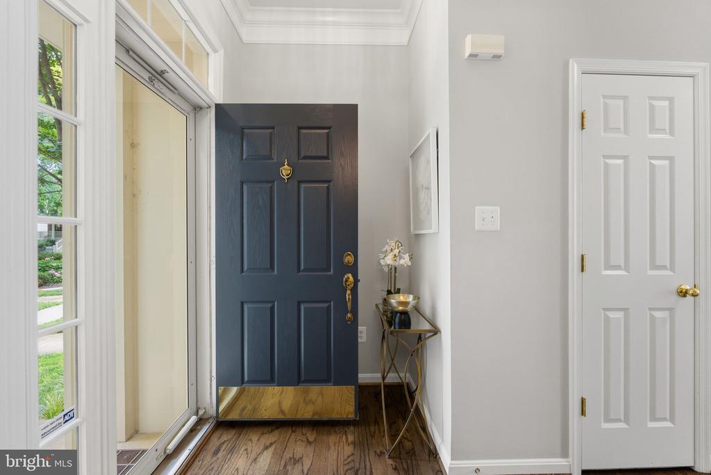 1324 MAIN MEWS