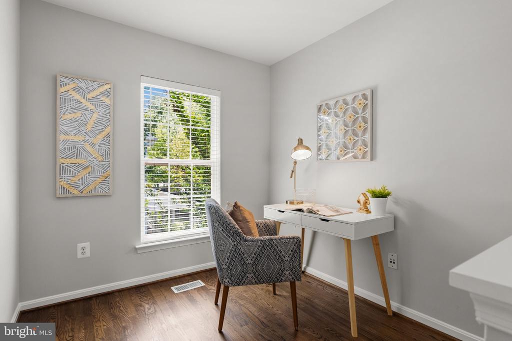 1324 MAIN MEWS
